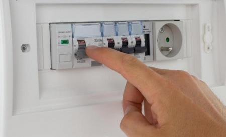 D&eacute;pannage &eacute;lectrique en urgence, comment bien r&eacute;agir ?