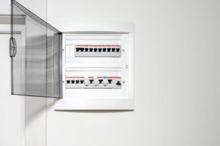 Mise en conformit&eacute; &eacute;lectrique &agrave; l'Or&eacute;e d'Anjou, pourquoi est-ce essentiel ?