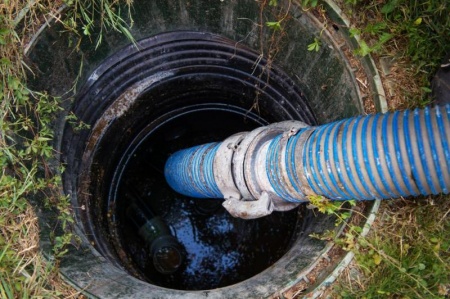 D&eacute;bouchage de canalisation &agrave; l'Or&eacute;e d'Anjou, quelles solutions adopter ?